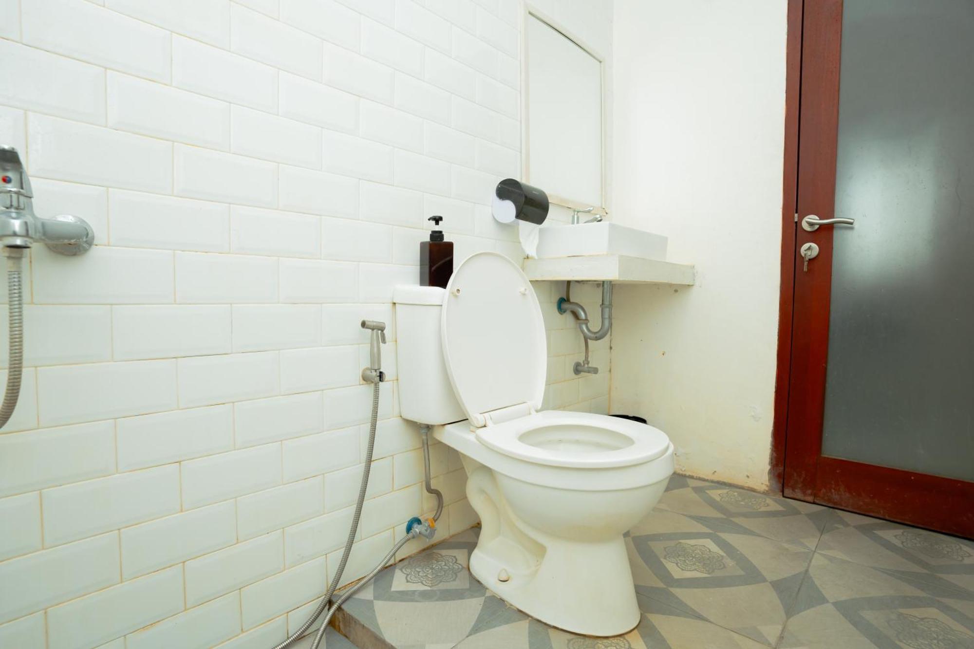 Reddoorz Syariah Near Lombok Epicentrum Mall Hotel