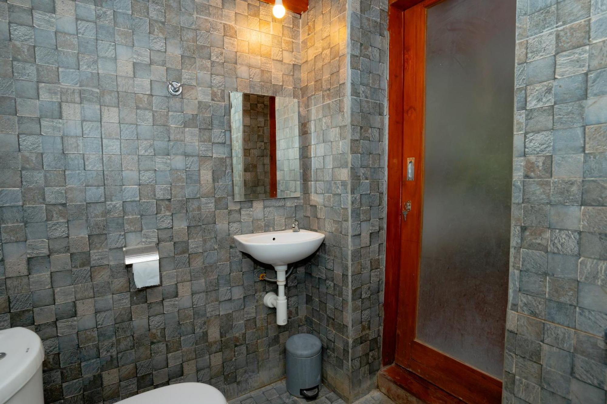 Reddoorz Syariah Near Lombok Epicentrum Mall Hotel 2*